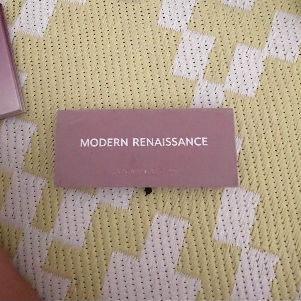 anastasia modern renaissance palette